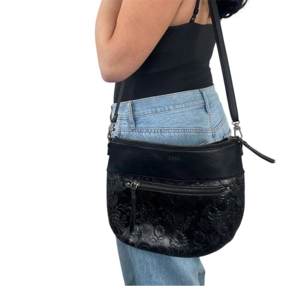 The Sak Black Oleta Leather Embossed Adjustable Crossbody Bag EUC
